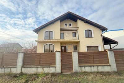 Casă individuală de vânzare în Moșnița Nouă – Comision 0% - 33