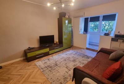 Apartament 4 camere, centrală proprie, parcare, 5 min metrou Apărătorii Patriei - 22
