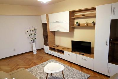 Apartament cu 2 camere decomandat în Mazepa 1