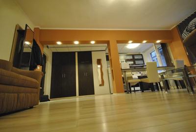 Ultracentral - Apartament 2 Camere -Curte - Parcare - 5