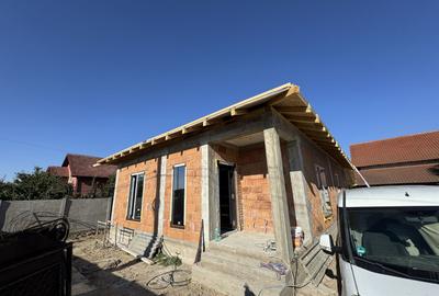 Individuala Parter Sanmihaiu Roman,4 Camere,2 Bai,Proiect Modern,Curte Amenajata - 11