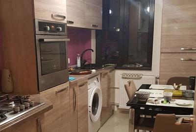 Vanzare apartament 2 camere in spatele Bulevardului Unirii