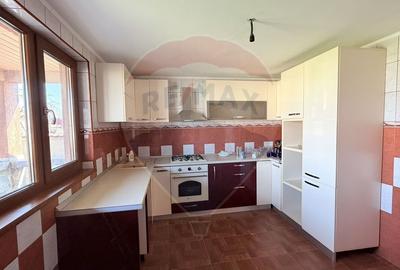 Casă cu 4 camere de vânzare Nămoloasa I Galati - 5