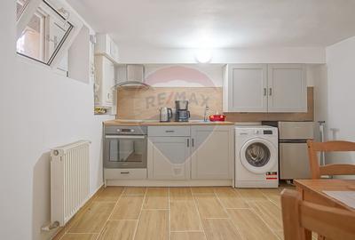 Casă cu 2 apartamente în Brasov, investiție sigură sau căminul ideal - 6