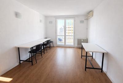 Apartament cu 3 camere semidecomandat, mobilat în Ultracentral