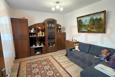 Casă de vânzare în Medeea | 3 camere | Curte generoasă | Renovată Complet - 1