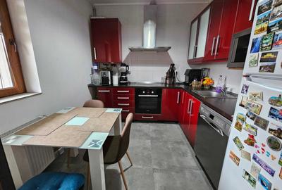 Apartament 3 camere decomandat | Curte proprie | 2 locuri parcare - 3