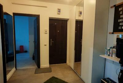 Apartament cu 2 camere decomandat, mobilat în Nicolina