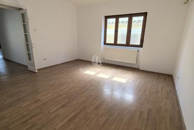 Etaj 1 Vila 4 camere Birouri  Sfantul Stefan -Calea Calarasi - Popa Soare - 10
