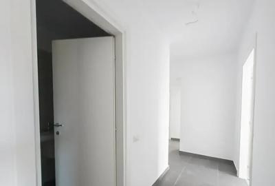 Apartament cu 3 camere decomandat în Theodor Pallady