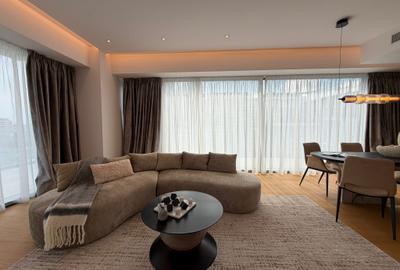 Apartament cu 4 camere semidecomandat în Floreasca