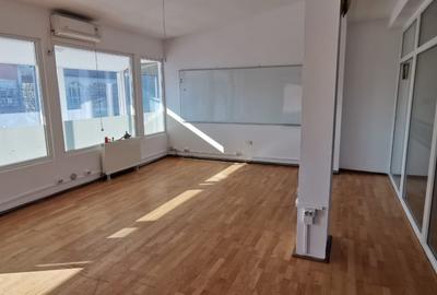 Gh. Lazar - Spatii birouri - Su=144mp - Centrala proprie - 3