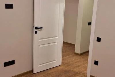 Vanzare apartament  renovat complet, zona Parfumul Teilor, etaj 1. - 4
