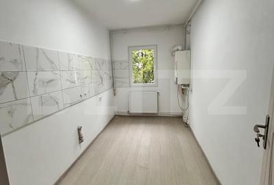 Apartament 2 camere de vanzare, decomandat, 55.70 mp, zona Nicolina - 3