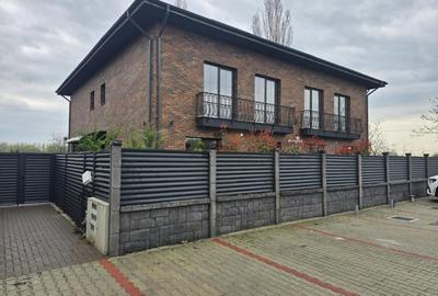 Casă individuală cu 4 camere în Otopeni
