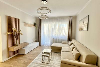 Apartament cu 2 camere semidecomandat, mobilat în Florești