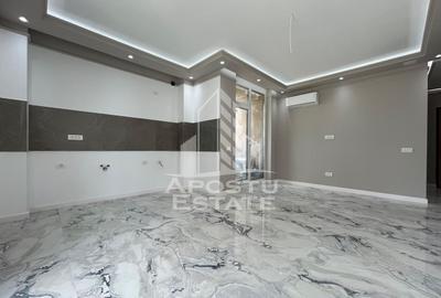 Apartament cu 3 camere decomandat în Torontalului