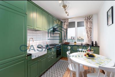 Apartament cu 3 camere decomandat în Decebal