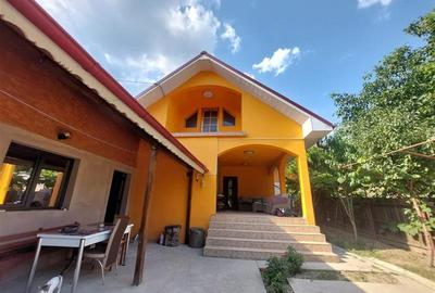 Casă individuală cu 3 camere în Conțești