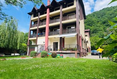 HOTEL 33 CAMERE | 2.100 MP CONSTRUIȚI | TEREN 1.000 MP | RESTAURANT - 3