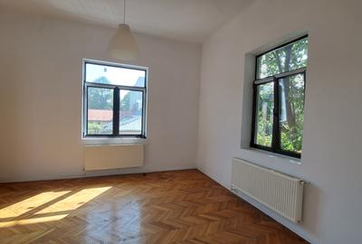 VILA PARIS 16 - 35