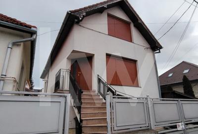 Casă individuală cu 3 camere în Ștrand