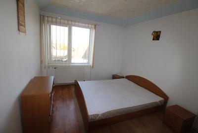 INCHIRIEZ apartament 3 camere ,aer conditionat, zona Terezian - 4