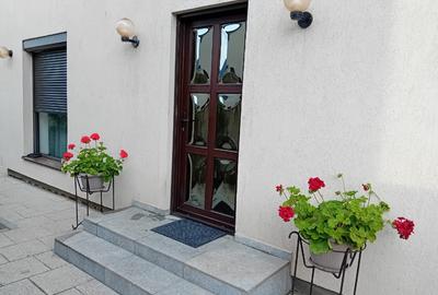 Duplex cu 4 camere în Central