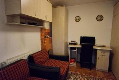 CASA DE VANZARE SATUL CATOLIC CARTIER 6 MARTIE ONESTI - 16