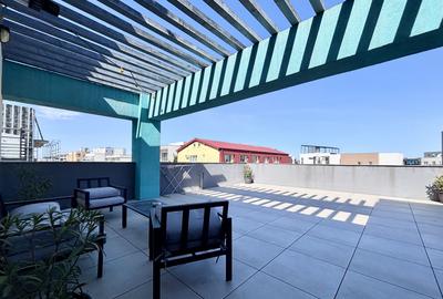 Apartament cu 2 camere semidecomandat, mobilat în Nord