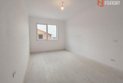 Apartament cu 2 camere decomandat în Giroc