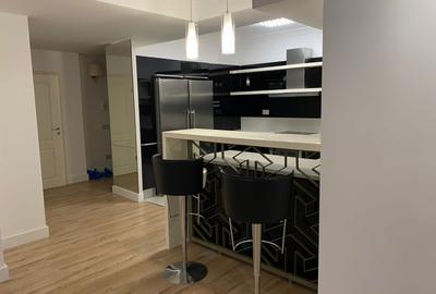 De inchiriat apartament 4 camere Herastrau - 16