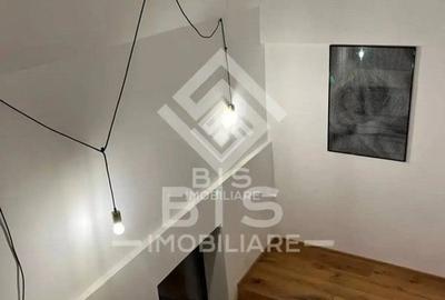 Casa  renovată în totalitate în Arcalia - 6
