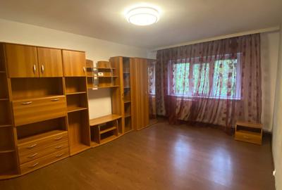 Inel II- 3 camere decomandate, etaj 2, centrală gaze-110000euro