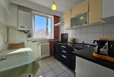 Apartament 2 camere,decomandat. - 10