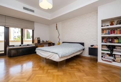 Vilă  reprezentativa zona Dacia - 10