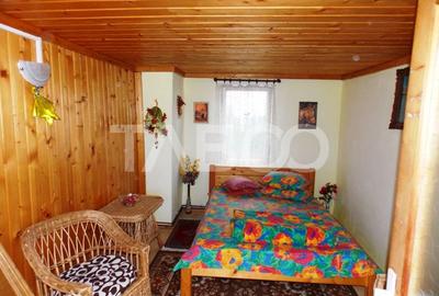 Pensiune de vanzare la cheie  13 camere  si teren 3000 mp - 39