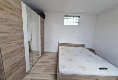 Pe Calea Bogdaneștilor vecin Hotel - 11