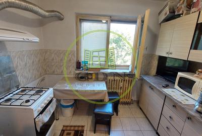 Apartament 3 camere decomandat, etajul 4, 1 Mai zona Insula - 4