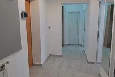 Apartament cu 2 camere decomandat, mobilat în Decebal