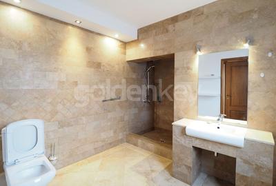 Vilă superba cu 8 camere, mobilata modern, piscina - 20