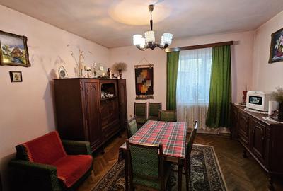 Casa solida D+P,  5 camere,  530 mp teren, cartier Andrei Muresanu - 2