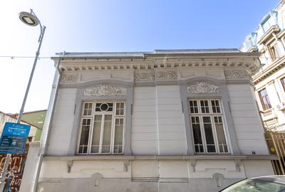 Strada Frumoasa  vila spatioasa cu arhitectura frumoasa - 12