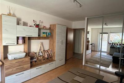 Vanzare apartament 2 camere decomandat Marasti zona Iulius Mall Intre Lacuri, Cl