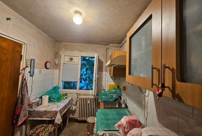 Apartament 3 camere de vanzare in zona Titan - 8