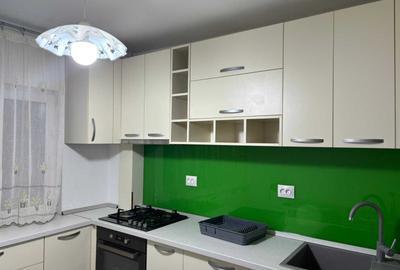 Piața Gorjului: Apartament 3 camere decomandat, Loc de parcare inclus 2 balcoane - 3