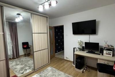 Apartament 2 camere bloc Z etaj 2 zona metrou Favorit - 2