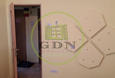 Apartament cu 3 camere decomandat, mobilat în Orizont