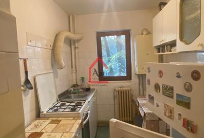 Apartament cu 3 camere, Semidecomandat, Alexandru cel Bun - 5