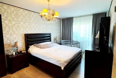 Apartament 3 camere decomandate, situat in zona Ultracentrala- Bd.Republicii - 13